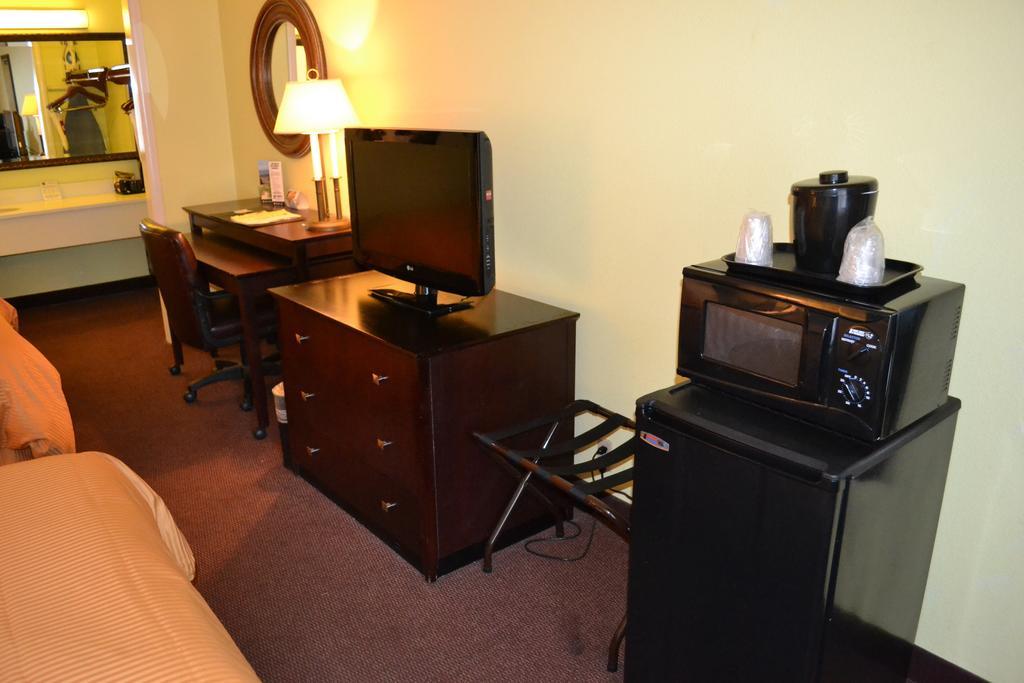 Clarion Inn Brunswick Kamer foto