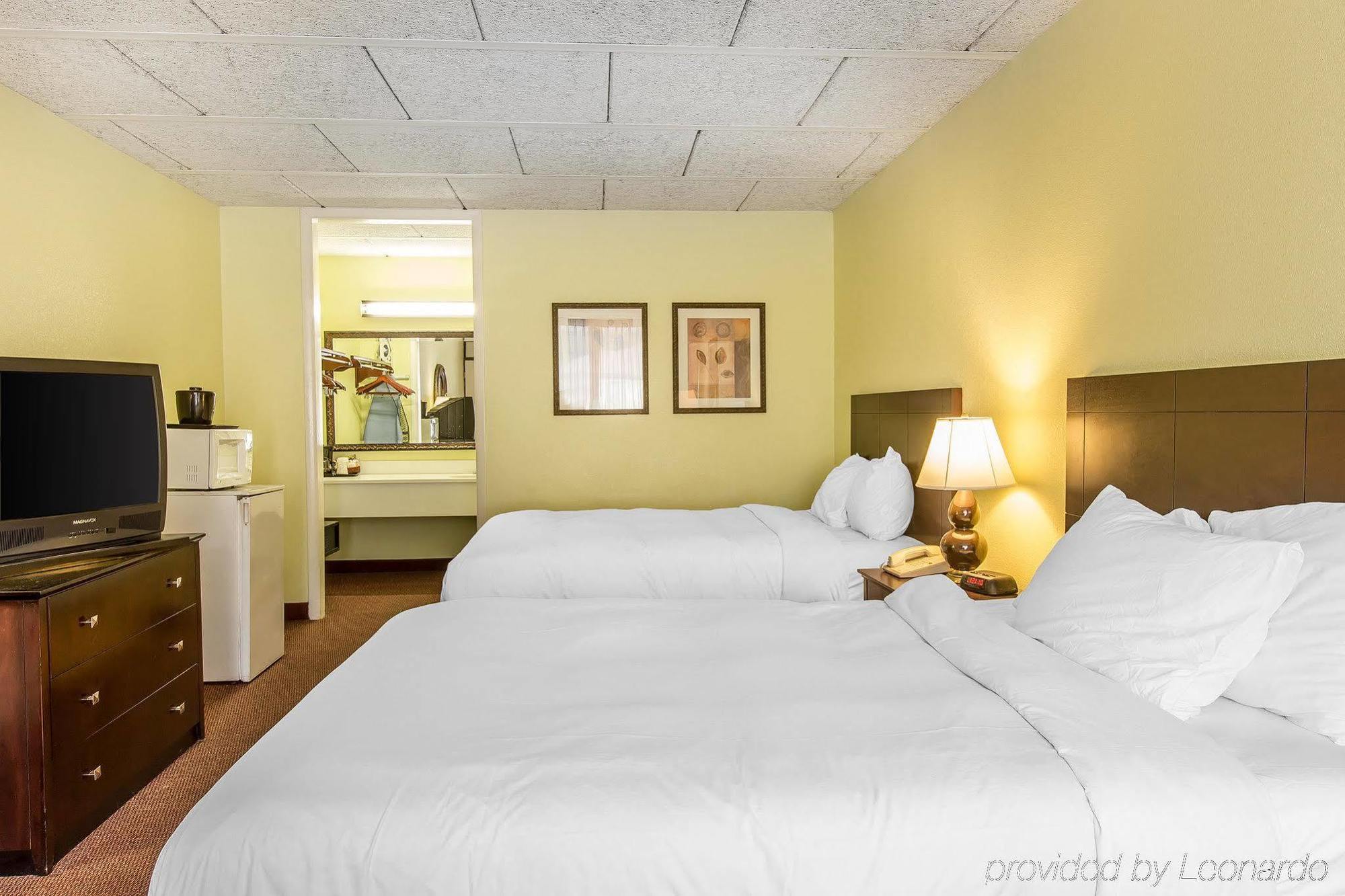 Clarion Inn Brunswick Buitenkant foto