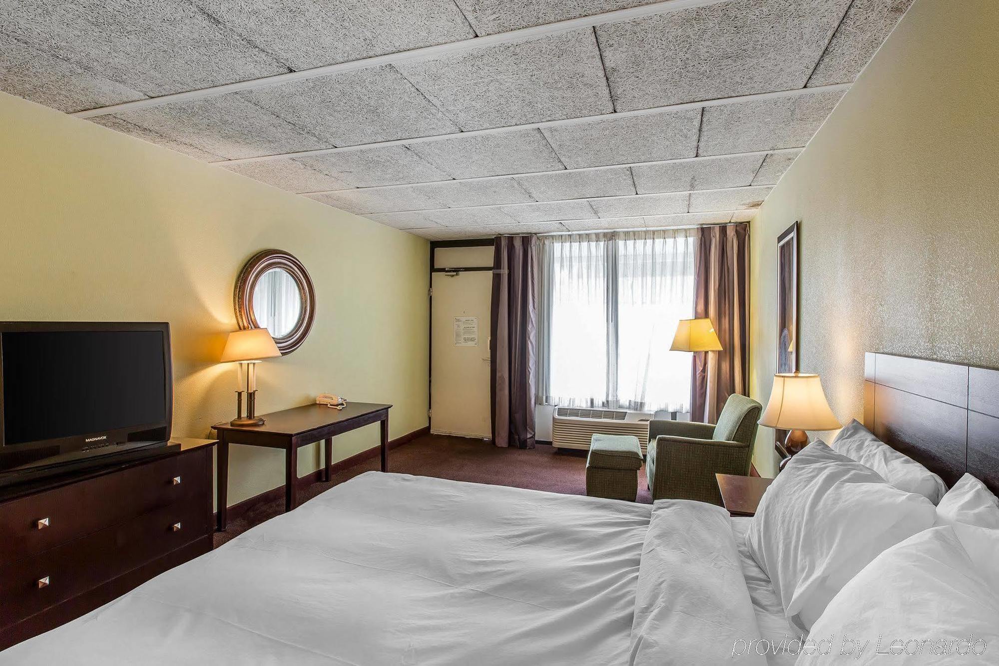 Clarion Inn Brunswick Buitenkant foto